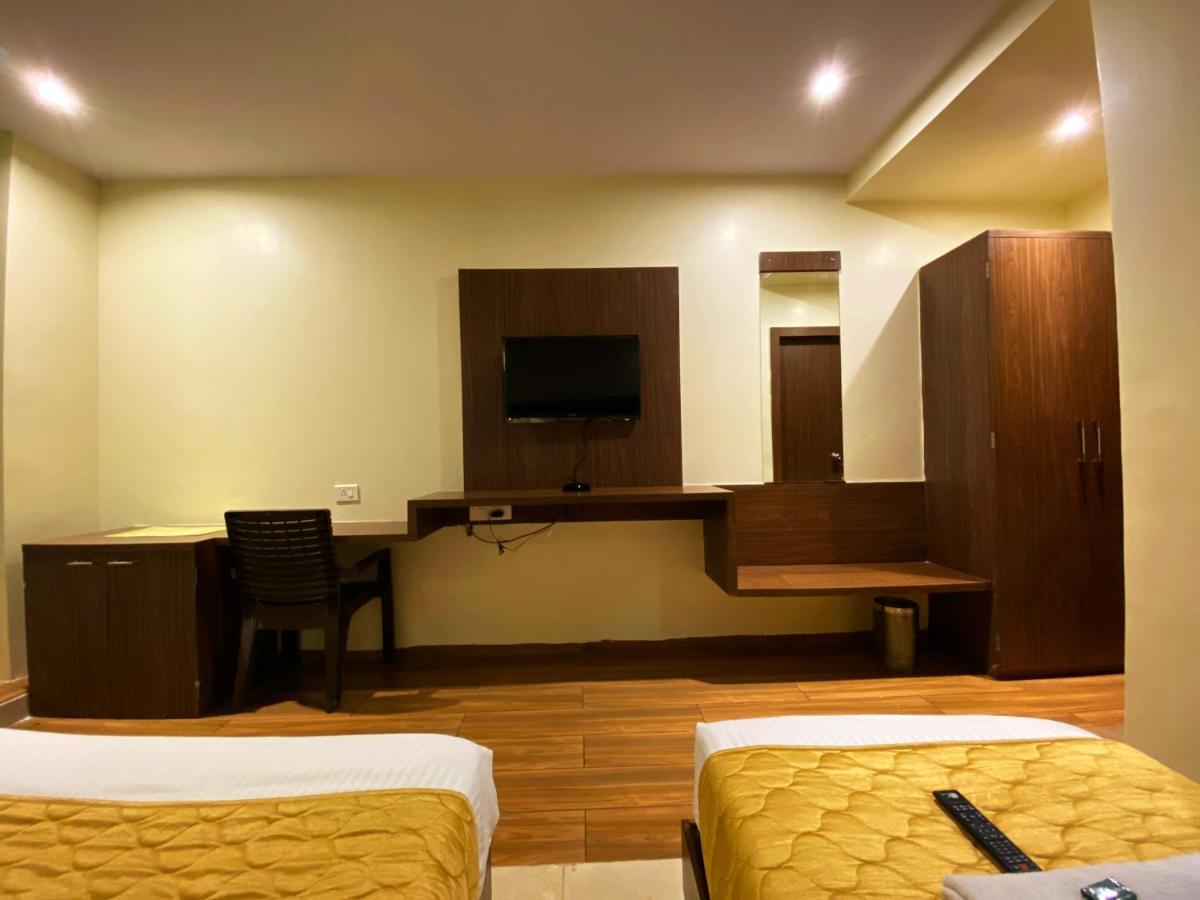 Hotel Pearl'S Bkc Inn- Near Trade Centre, Visa Consulate Bombay Exterior foto
